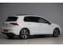 Volkswagen Golf 1.5 eTSI R-Line | panoramadak | achteruitrijcamera | stuurwiel verwarmd | adap. cruise | sfeerverlichting