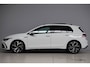 Volkswagen Golf 1.5 eTSI R-Line | panoramadak | achteruitrijcamera | stuurwiel verwarmd | adap. cruise | sfeerverlichting