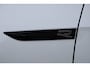 Volkswagen Golf 1.5 eTSI R-Line | panoramadak | achteruitrijcamera | stuurwiel verwarmd | adap. cruise | sfeerverlichting