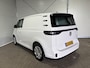 Volkswagen ID. Buzz Cargo 77 kWh | 3-Zits | Android | Apple Carplay | Navi | Achteruitrijcamera | Cruise Control | Trekhaak VVB530 Prijs zoals getoond