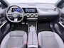 Mercedes-Benz GLA 250 e Business Solution AMG | Trekhaak Wegklapbaar | Panorama - Schuifdak | Apple Carplay/Android Auto | Verwarmd Stuurwiel | Adaptieve Cruise Control | Klasse 3 Alarm | Keyless Entry