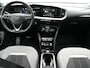 Opel Mokka-e Elegance 50-kWh 11kw bl. 136pk | 360 Camera | BLIS | Voorstoelen Verwarmd | Warmtepomp | Apple Carplay | Cruise Control | 17"L.M | LED Koplampen | Virtual | Lane Assist | DAB |