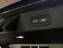 Volvo V60 B4 Plus Dark | Schuifdak | Trekhaak | Adaptieve Cruise Control | Stoelverwarming voor+achter | Stuurwielverwarming | Parkeercamera | Full LED Meesturende koplampen | Pilot Assist | BLIS Dode Hoek Detectie | Elektrische voorstoelen geheugen | Lederen bekleding | Zitting verlenging voorstoelen | 18 Inch | Google Infotainment | Keyless Drive | Parkeersensoren voor+achter | Privacy Glass | Elektrisch bedienbare achterklep | Breedstralers in voorbumper | DAB Radio | Apple Carplay/Android Auto | Volvo On Call met mobiele App functie | Denim Blue Metallic |