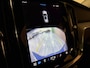 Volvo V60 B4 Plus Dark | Schuifdak | Trekhaak | Adaptieve Cruise Control | Stoelverwarming voor+achter | Stuurwielverwarming | Parkeercamera | Full LED Meesturende koplampen | Pilot Assist | BLIS Dode Hoek Detectie | Elektrische voorstoelen geheugen | Lederen bekleding | Zitting verlenging voorstoelen | 18 Inch | Google Infotainment | Keyless Drive | Parkeersensoren voor+achter | Privacy Glass | Elektrisch bedienbare achterklep | Breedstralers in voorbumper | DAB Radio | Apple Carplay/Android Auto | Volvo On Call met mobiele App functie | Denim Blue Metallic |