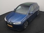 BMW iX xDrive40 Excellence 77 kWh 327pk | SOH 96,9% | Trekhaak Af Fabriek | Panodak Sky Lounge | Adaptive Cruise | Head Up | 360 Camera | Harman / Kardon | Lederen Sportstoelen & Stuur Verwarmd | Sfeerverlichting | BLIS | Keyless |
