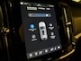 Volvo V90 T6 AWD Recharge Ultra Ultimate Dark | Bowers & Wilkins | Luchtvering | Schuifdak | 360 Camera | Head-Up Display | Adaptieve Cruise Control | Stoel en stuurwielverwarming | 19 Inch | Full LED Meesturende koplampen | Pilot Assist | BLIS Dode Hoek Detectie | Elektrische voorstoelen geheugen | R-Design Contour Stoelen met wit stiksel en bies | Zitting verlenging voorstoelen | Lederen Dashboard | Google Infotainment | Keyless Drive | Parkeersensoren voor+achter | Privacy Glass | Elektrisch bedienbare achterklep | Geïntegreerde kinderzitjes achterin | Geïntegreerde zongordijnen achterportieren | DAB Radio | Alarm Klasse III | Apple Carplay/Android Auto | Volvo On Call met mobiele App functie | Silver Dawn Metallic |