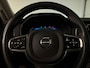 Volvo XC90 T8 AWD Recharge Ultra Dark | Luchtvering | Trekhaak | 360 Camera | Head-Up Display | Harman Kardon | 455pk | Adaptieve Cruise Control | Stoelverwarming voor+achter | Stuurwielverwarming | Schuifdak | Full LED Meesturende koplampen | Pilot Assist | BLIS Dode Hoek Detectie | Alcantara hemelbekleding | Lederen zonnekleppen en handgrepen | Elektrische voorstoelen geheugen | Lederen bekleding | Zitting verlenging voorstoelen | Lederen dashboard | 20 Inch | Google Infotainment | Keyless Drive | Privacy Glass | Elektrisch bedienbare achterklep | Geïntegreerd kinderzitje achterin | Geïntegreerde zongordijnen achterportieren | Verlichte instaplijsten | 7-Persoons | 4-Zone Climate Control | DAB Radio | Apple Carplay/Android Auto | Alarm Klasse III | Platinum Grey Metallic |