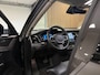 Volvo XC90 T8 AWD Recharge Ultra Dark | Luchtvering | Trekhaak | 360 Camera | Head-Up Display | Harman Kardon | 455pk | Adaptieve Cruise Control | Stoelverwarming voor+achter | Stuurwielverwarming | Schuifdak | Full LED Meesturende koplampen | Pilot Assist | BLIS Dode Hoek Detectie | Alcantara hemelbekleding | Lederen zonnekleppen en handgrepen | Elektrische voorstoelen geheugen | Lederen bekleding | Zitting verlenging voorstoelen | Lederen dashboard | 20 Inch | Google Infotainment | Keyless Drive | Privacy Glass | Elektrisch bedienbare achterklep | Geïntegreerd kinderzitje achterin | Geïntegreerde zongordijnen achterportieren | Verlichte instaplijsten | 7-Persoons | 4-Zone Climate Control | DAB Radio | Apple Carplay/Android Auto | Alarm Klasse III | Platinum Grey Metallic |