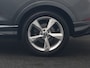 Audi Q3 35 TFSI S Line Pro Line S 150pk | Trekhaak | Cruise Control | Sportstoelen Verwarmd | Blis | DAB | Navigatie | 19"L.M