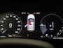 Volvo XC40 1.5 T4 Plug-in hybrid Plus Bright | Automaat | Apple Carplay / Android Auto | Memory Seats | Harman-Kardon | Virtual Cockpit | Stoel - Stuurverwarming | Elektrische Achterklep | Achteruitrijcamera | Navigatie | Climate Control | Cruise Control | Lichtmetalen Velgen |