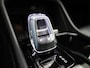 Volvo XC40 1.5 T4 Plug-in hybrid Plus Bright | Automaat | Apple Carplay / Android Auto | Memory Seats | Harman-Kardon | Virtual Cockpit | Stoel - Stuurverwarming | Elektrische Achterklep | Achteruitrijcamera | Navigatie | Climate Control | Cruise Control | Lichtmetalen Velgen |