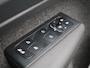 Volvo XC40 1.5 T4 Plug-in hybrid Plus Bright | Automaat | Apple Carplay / Android Auto | Memory Seats | Harman-Kardon | Virtual Cockpit | Stoel - Stuurverwarming | Elektrische Achterklep | Achteruitrijcamera | Navigatie | Climate Control | Cruise Control | Lichtmetalen Velgen |