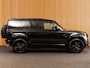 Land Rover Defender 110 5.0 P425 110 X-Dynamic HSE 22" | MERIDIA N SURROUND | TOWBAR | COOLBOX | HUD