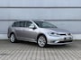 Volkswagen Golf 1.5 TSI 150pk DSG Highline | Trekhaak | Camera | Ergo stoel