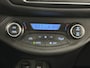 Toyota Yaris 1.5 VVT-i Dynamic ALL-SEASON BANDEN | ACHTERUITRIJCAMERA | STOELVERWARMING | ELEKT. INKLAPBARE SPIEGELS