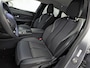 Peugeot 308 SW 1.6 Plug-in Hybrid 180 Allure 180Pk Automaat (APPLE CARPLAY, GROOT NAVI, 360 CAMERA, LEDER, SPORTSTOELEN, GETINT GLAS, ADAPTIVE CRUISE, KEYLESS, NIEUWSTAAT)