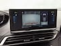Peugeot 3008 1.6 HYbrid 225 Allure Sport 225Pk Automaat (SOH 91,8%, APPLE CARPLAY, GROOT NAVI, 360 CAMERA, TREKHAAK, SPORTSTOELEN, KEYLESS, LANE ASSIST, NIEUWSTAAT)