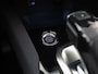 Peugeot 3008 1.6 HYbrid 225 Allure Sport 225Pk Automaat (SOH 91,8%, APPLE CARPLAY, GROOT NAVI, 360 CAMERA, TREKHAAK, SPORTSTOELEN, KEYLESS, LANE ASSIST, NIEUWSTAAT)