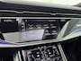 Audi Q8 60 TFSI e quattro Competition 462 PK | S-line | Automaat | Camera | Panoramadak | Bang & Olufsen Premium 3D | Cruise Control | Stoelverwarming | Virtual Cockpit | HD LED Matrix | Lichtmetalen velgen | Privacy glass |