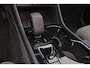 Volvo XC40 B3 Plus Dark - IntelliSafe Assist & Surround - 360º Camera - Harman/Kardon audio - Verwarmde voorstoelen - Parkeersensoren voor & achter - Elektr. bedienb. voorstoelen met geheugen links - Draadloze tel. lader - Extra getint glas - Inklapbare trekhaak - 18' LMV