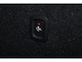 Volvo XC40 B3 Plus Dark - IntelliSafe Assist & Surround - 360º Camera - Harman/Kardon audio - Verwarmde voorstoelen - Parkeersensoren voor & achter - Elektr. bedienb. voorstoelen met geheugen links - Draadloze tel. lader - Extra getint glas - Inklapbare trekhaak - 18' LMV