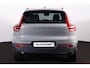 Volvo XC40 B3 Plus Dark - IntelliSafe Assist & Surround - 360º Camera - Harman/Kardon audio - Verwarmde voorstoelen - Parkeersensoren voor & achter - Elektr. bedienb. voorstoelen met geheugen links - Draadloze tel. lader - Extra getint glas - Inklapbare trekhaak - 18' LMV