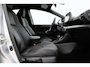 Toyota Yaris 1.5 Hybrid Executive | Dodehoek detectie | Apple Carplay / Android Auto | Stoel-/stuurverwarming | Parkeersensoren voor/achter | 17 inch