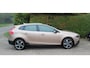 Volvo V40 Cross Country 1.6 T4 Kinetic