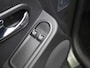 Dacia Duster 1.2 TCe 4x2 10th Anniversary | Trekhaak | Side-bars | Airconditioning | Cruise Control & Snelheidsbegrenzer | 16" LMV | Bluetooth | Privacy Glass | Orig. NL