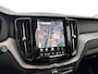 Volvo XC60 2.0 T6 Plug-in hybrid AWD Ultimate Dark | Schuif-/ kanteldak| Head-up display| Harman Kardon audiosysteem| Stoelverwarming voor + achter| Stuurwielverwarming| Semi- elektrisch inklapbare trekhaak|