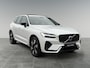 Volvo XC60 2.0 T6 Plug-in hybrid AWD Ultimate Dark | Schuif-/ kanteldak| Head-up display| Harman Kardon audiosysteem| Stoelverwarming voor + achter| Stuurwielverwarming| Semi- elektrisch inklapbare trekhaak|
