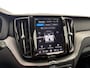Volvo XC60 2.0 T6 Plug-in hybrid AWD Ultimate Dark | Schuif-/ kanteldak| Head-up display| Harman Kardon audiosysteem| Stoelverwarming voor + achter| Stuurwielverwarming| Semi- elektrisch inklapbare trekhaak|