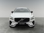 Volvo XC60 2.0 T6 Plug-in hybrid AWD Ultimate Dark | Schuif-/ kanteldak| Head-up display| Harman Kardon audiosysteem| Stoelverwarming voor + achter| Stuurwielverwarming| Semi- elektrisch inklapbare trekhaak|