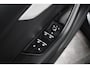Audi A4 Avant 35 TFSI S edition Competition | S-Line | Camera | Stoelverwarming | Elektrische achterklep | Climate Control | Parkersensoren | 18 inch bi-tone velgen