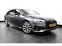 Audi A4 Avant 35 TFSI S edition Competition | S-Line | Camera | Stoelverwarming | Elektrische achterklep | Climate Control | Parkersensoren | 18 inch bi-tone velgen