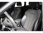 Audi A4 Avant 35 TFSI S edition Competition | S-Line | Camera | Stoelverwarming | Elektrische achterklep | Climate Control | Parkersensoren | 18 inch bi-tone velgen