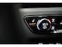 Audi A4 Avant 35 TFSI S edition Competition | S-Line | Camera | Stoelverwarming | Elektrische achterklep | Climate Control | Parkersensoren | 18 inch bi-tone velgen