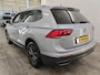 Volkswagen Tiguan Allspace 1.5 TSI 150pk Automaat Life 7 Persoons | Achteruitrijcamera | Multimedia Pakket | CarPlay |4 Season 18"