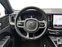 Volvo XC60 2.0 T6 Plug-in hybrid AWD Plus Dark | Panoramadak | Getint glas | Harman Kardon | SOH 97% |