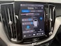 Volvo XC60 2.0 T6 Plug-in hybrid AWD Plus Dark | Panoramadak | Getint glas | Harman Kardon | SOH 97% |