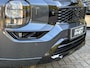 Mitsubishi Outlander 2.4 PHEV Black Edition NIEUW UIT VOORRAAD LEVERBAAR | Lederen bekleding | Stoelmassage | Climate Control voor- en achter | Stoelverwarming voor- en achter | Parkeersensoren voor- en achter | Adaptieve Cruise Control | Navigatiesysteem | 8 jaar fabrieksgarantie