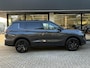 Mitsubishi Outlander 2.4 PHEV Black Edition NIEUW UIT VOORRAAD LEVERBAAR | Lederen bekleding | Stoelmassage | Climate Control voor- en achter | Stoelverwarming voor- en achter | Parkeersensoren voor- en achter | Adaptieve Cruise Control | Navigatiesysteem | 8 jaar fabrieksgarantie