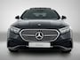 Mercedes-Benz E-klasse 300 e Business Solution AMG | Comfortpakket Plus | Nightpakket | Winterpakket | Trekhaak | Panoramaschuifdak | 19-inch vijfdubbelspaak AMG velgen | GUARD 360° | Warmtewerend, donkergetint glas |