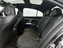 Mercedes-Benz E-klasse 300 e Business Solution AMG | Comfortpakket Plus | Nightpakket | Winterpakket | Trekhaak | Panoramaschuifdak | 19-inch vijfdubbelspaak AMG velgen | GUARD 360° | Warmtewerend, donkergetint glas |