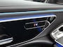 Mercedes-Benz E-klasse 300 e Business Solution AMG | Comfortpakket Plus | Nightpakket | Winterpakket | Trekhaak | Panoramaschuifdak | 19-inch vijfdubbelspaak AMG velgen | GUARD 360° | Warmtewerend, donkergetint glas |