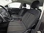 Volkswagen T-Roc 1.5 TSI Sport 150Pk (APPLE CARPLAY, GROOT NAVI, STUUR/STOELVERWARMING, CAMERA, SPORTSTOELEN, ADAPTIVE CRUISE, CLIMATE, NIEUWE APK, NIEUWSTAAT)