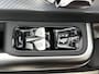 Mercedes-Benz GLB 200 Business Solution AMG 7p. | Premium plus pakket | Nightpakket | Trekhaak | Vast panoramadak | GUARD 360° | Sportstoelen | Massage functie | Burmester Surround Sound | 19” vijfspaaks lichtmetalen AMG-velgen |