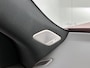Mercedes-Benz GLB 200 Business Solution AMG 7p. | Premium plus pakket | Nightpakket | Trekhaak | Vast panoramadak | GUARD 360° | Sportstoelen | Massage functie | Burmester Surround Sound | 19” vijfspaaks lichtmetalen AMG-velgen |