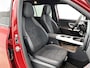 Mercedes-Benz GLB 200 Business Solution AMG 7p. | Premium plus pakket | Nightpakket | Trekhaak | Vast panoramadak | GUARD 360° | Sportstoelen | Massage functie | Burmester Surround Sound | 19” vijfspaaks lichtmetalen AMG-velgen |