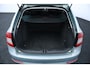 Skoda Octavia Combi 1.4 TSI Elegance Business Line/ Trekhaak/ 17'' LMV/ Xenon/ Media-Scherm/ Clima/ Cruise/ Elek. pakket/ Isofix/ Bluetooth/ Armsteun/ Multi. LEDER. Stuur/ Mistl./ PDC V+A/ Extra getint glas/ Dakrails.